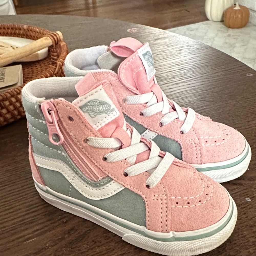 Vans Kids High-Top Sneakers - Pink and Gray